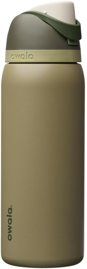 Owala FreeSip Insulated Stainless Steel Water Bottle with Straw, BPA-Free Sports Water Bottle, Great for Travel, 24 Oz, Very, Very Dark